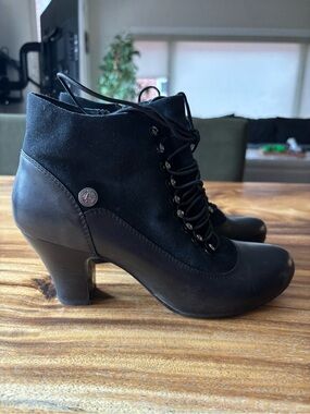 Hush Puppies Black Lace-Up Ankle Booties